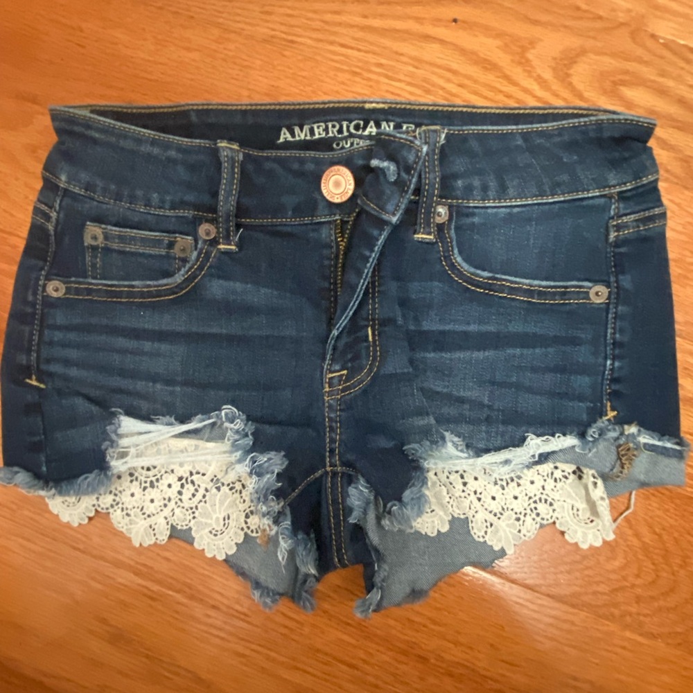 American Eagle Lace Pocket shorts